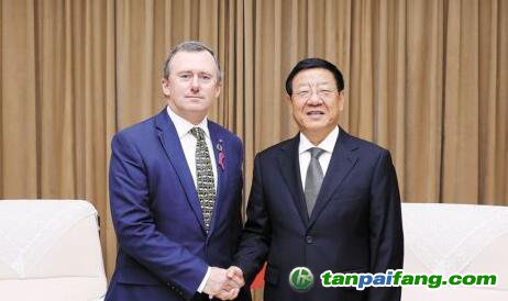 國家林業(yè)和草原局局長張建龍會見加蓬林業(yè)、海洋、環(huán)境和氣候變化部部長李懷特