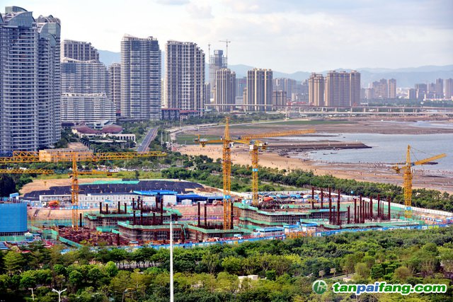 建筑領(lǐng)域是我國能源消耗的三大領(lǐng)域之一，也是重要的碳排放源。攝影/章軻
